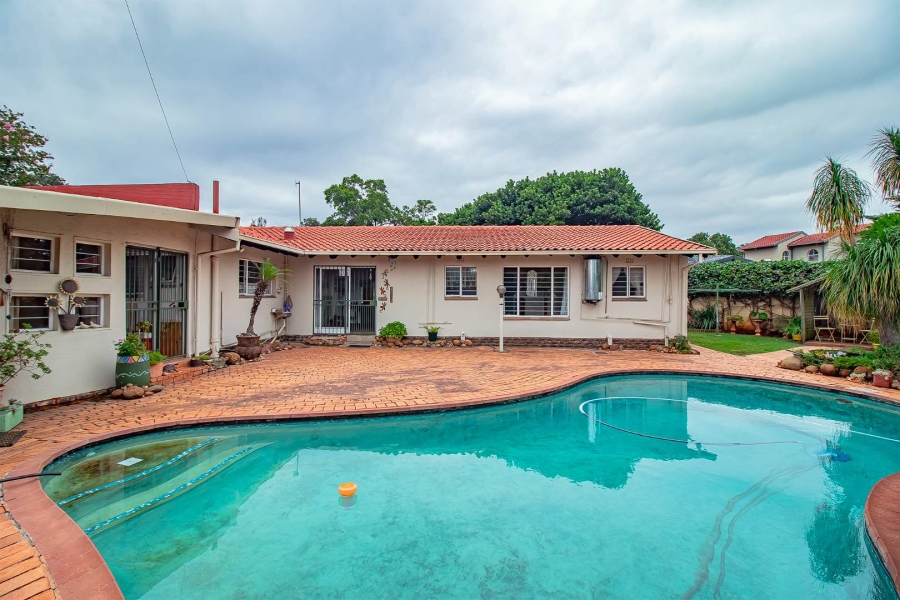 4 Bedroom Property for Sale in Doringkloof Gauteng