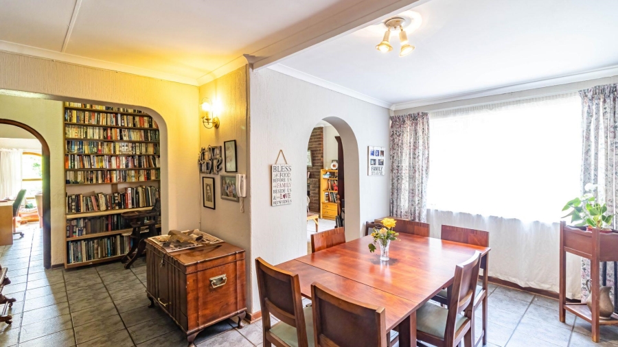 5 Bedroom Property for Sale in Brackenhurst Gauteng