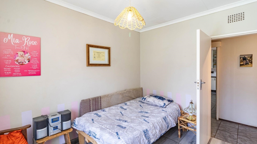 5 Bedroom Property for Sale in Brackenhurst Gauteng