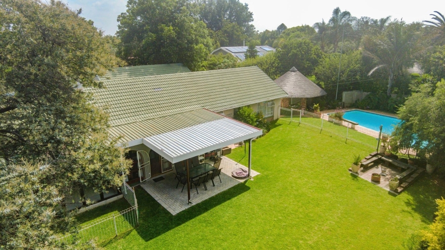 5 Bedroom Property for Sale in Brackenhurst Gauteng