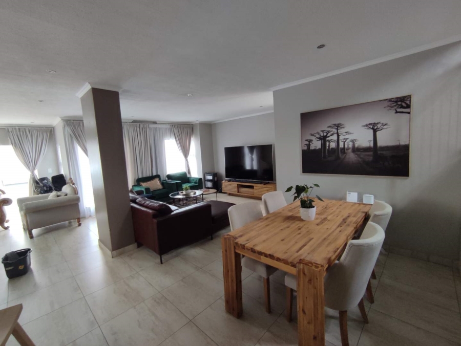 4 Bedroom Property for Sale in Rua Vista Gauteng