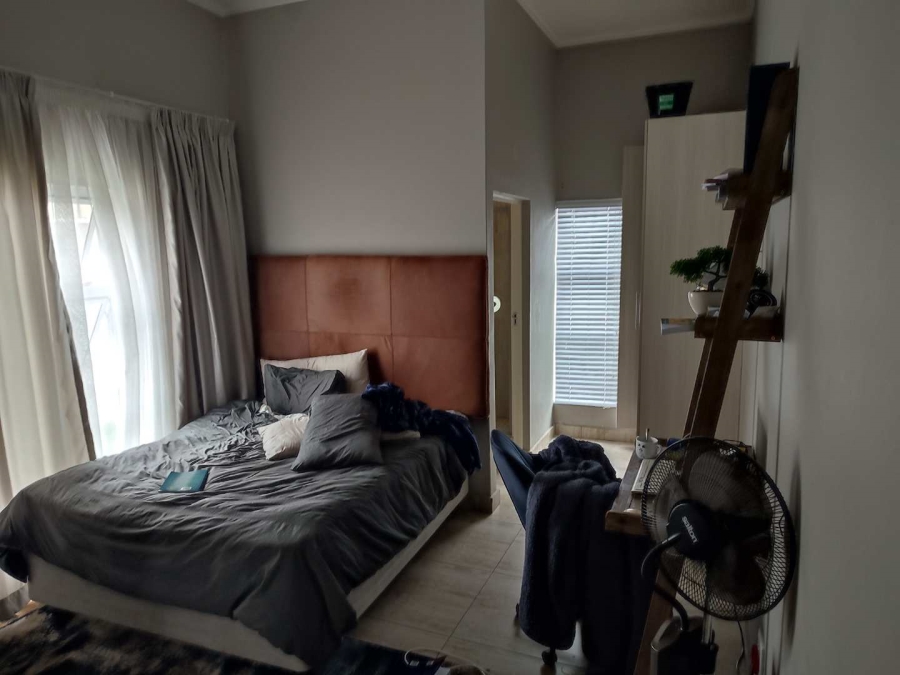 4 Bedroom Property for Sale in Rua Vista Gauteng