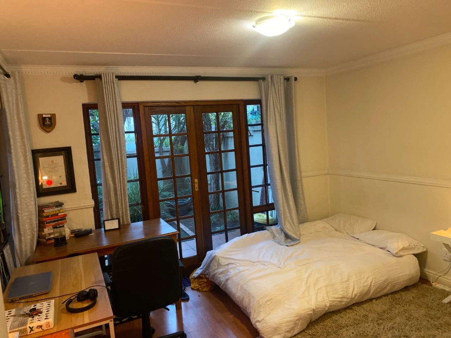 2 Bedroom Property for Sale in Morningside Hills Gauteng