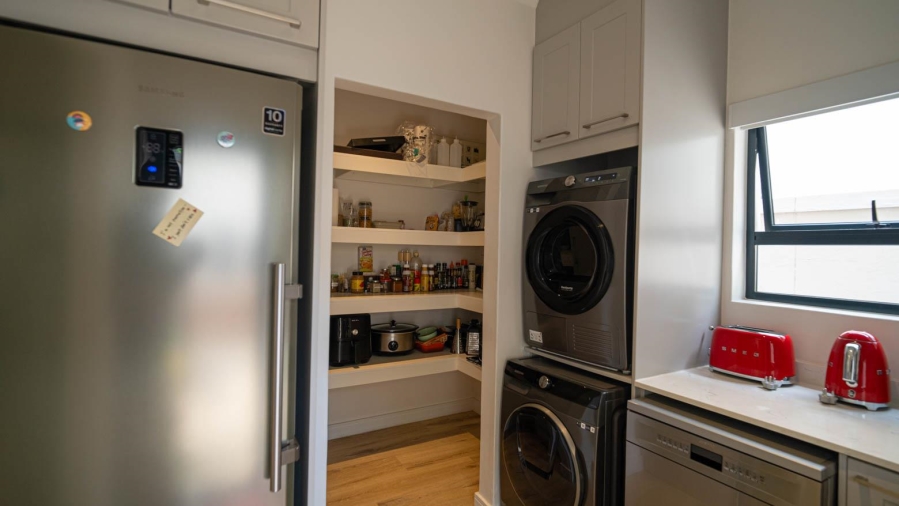 4 Bedroom Property for Sale in Bryanston Gauteng