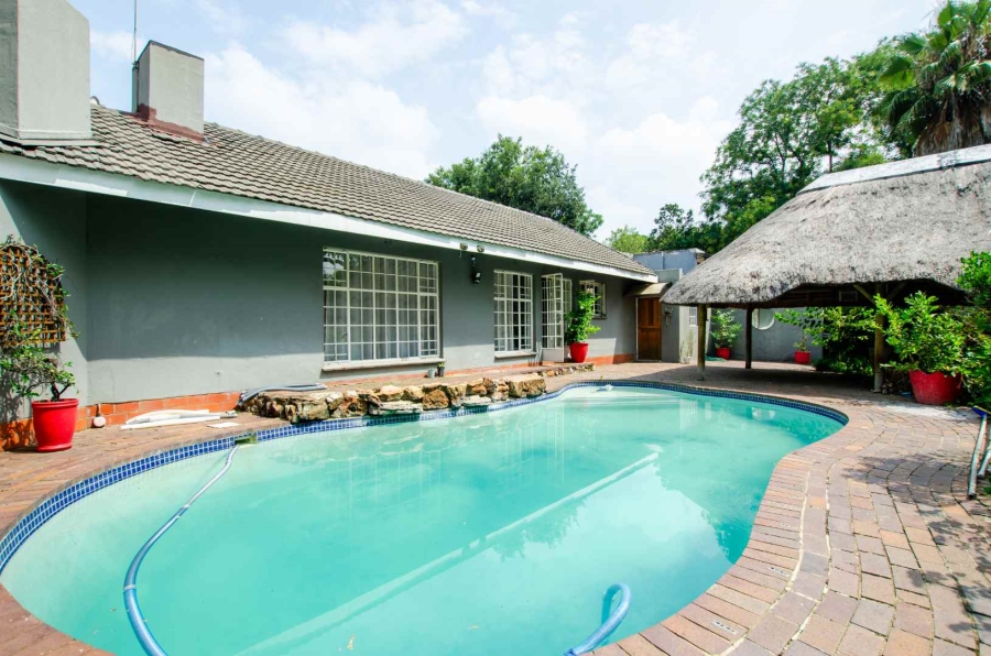 To Let 4 Bedroom Property for Rent in Rivonia Gauteng