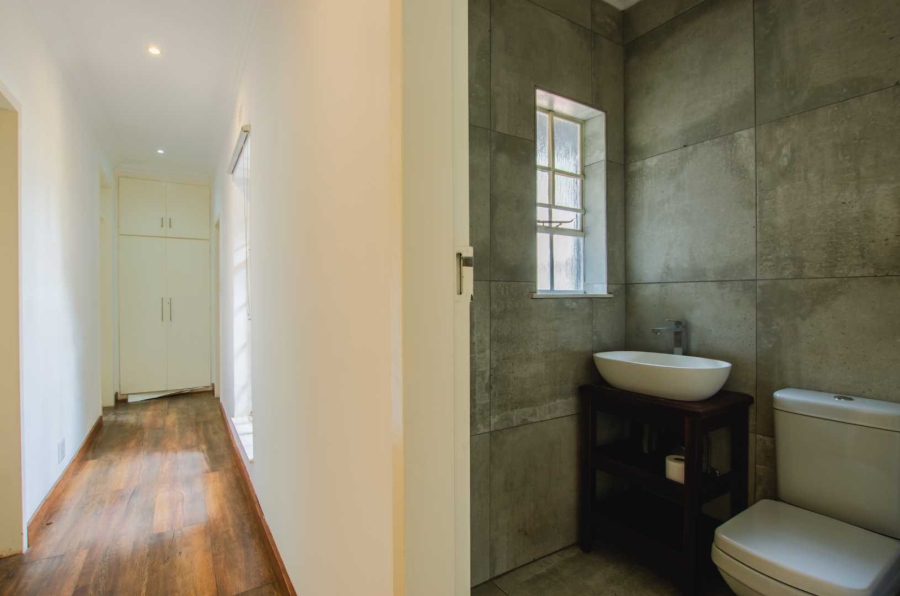 To Let 4 Bedroom Property for Rent in Rivonia Gauteng