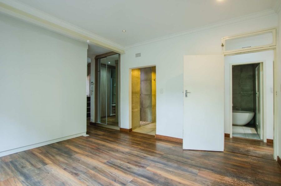 To Let 4 Bedroom Property for Rent in Rivonia Gauteng