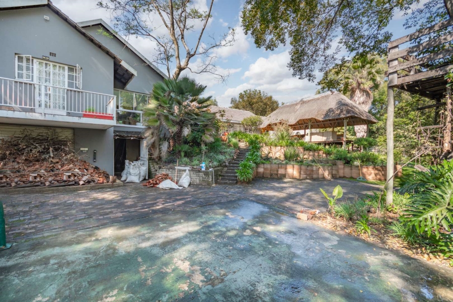 To Let 4 Bedroom Property for Rent in Rivonia Gauteng