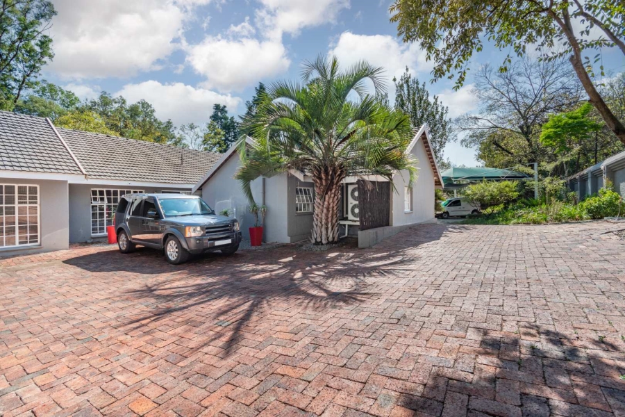 To Let 4 Bedroom Property for Rent in Rivonia Gauteng