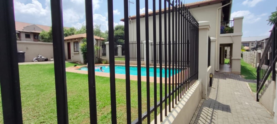 2 Bedroom Property for Sale in Meyersdal Gauteng