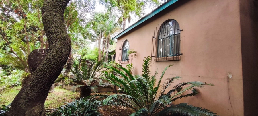 7 Bedroom Property for Sale in Waterkloof Ridge Gauteng