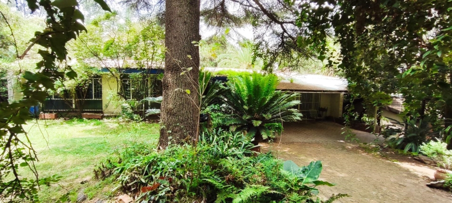 7 Bedroom Property for Sale in Waterkloof Ridge Gauteng