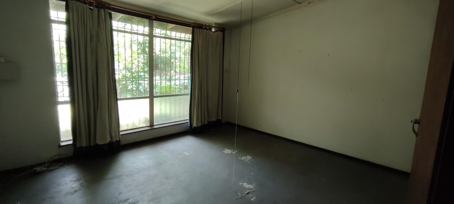 7 Bedroom Property for Sale in Waterkloof Ridge Gauteng