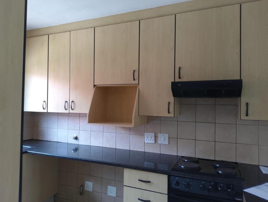 2 Bedroom Property for Sale in Florentia Gauteng