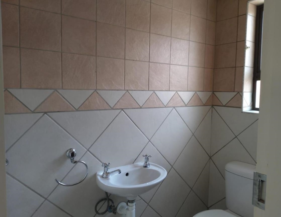 2 Bedroom Property for Sale in Florentia Gauteng