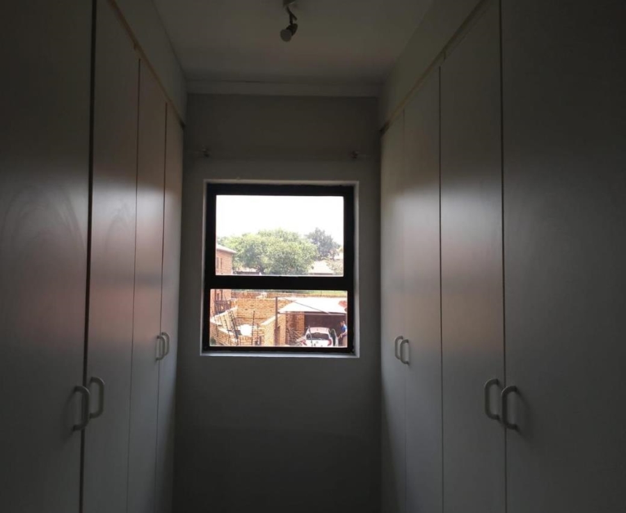 2 Bedroom Property for Sale in Florentia Gauteng