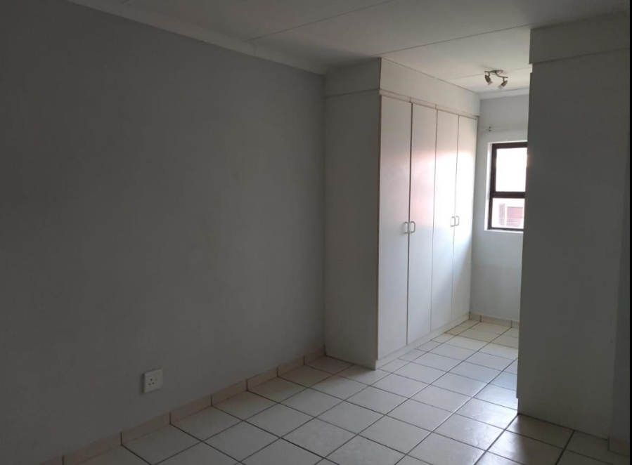 2 Bedroom Property for Sale in Florentia Gauteng