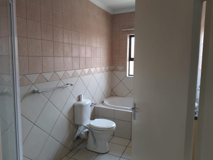 2 Bedroom Property for Sale in Florentia Gauteng