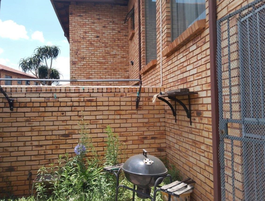 2 Bedroom Property for Sale in Florentia Gauteng
