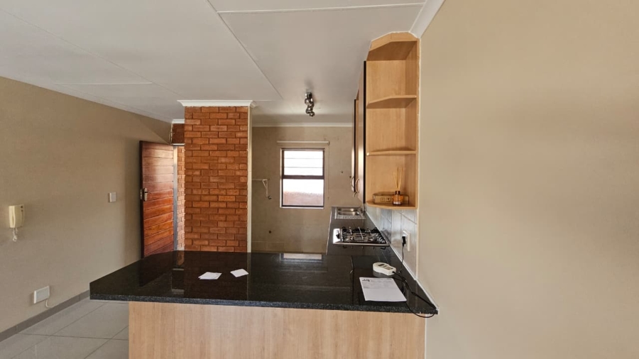 2 Bedroom Property for Sale in Florentia Gauteng