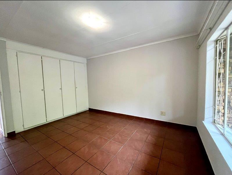 2 Bedroom Property for Sale in New Redruth Gauteng