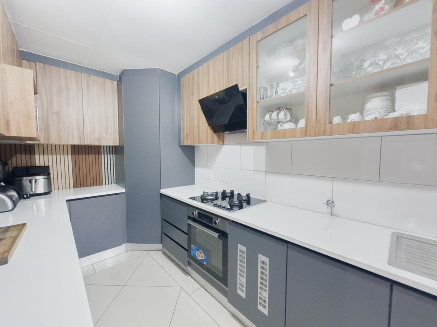 3 Bedroom Property for Sale in Equestria Gauteng