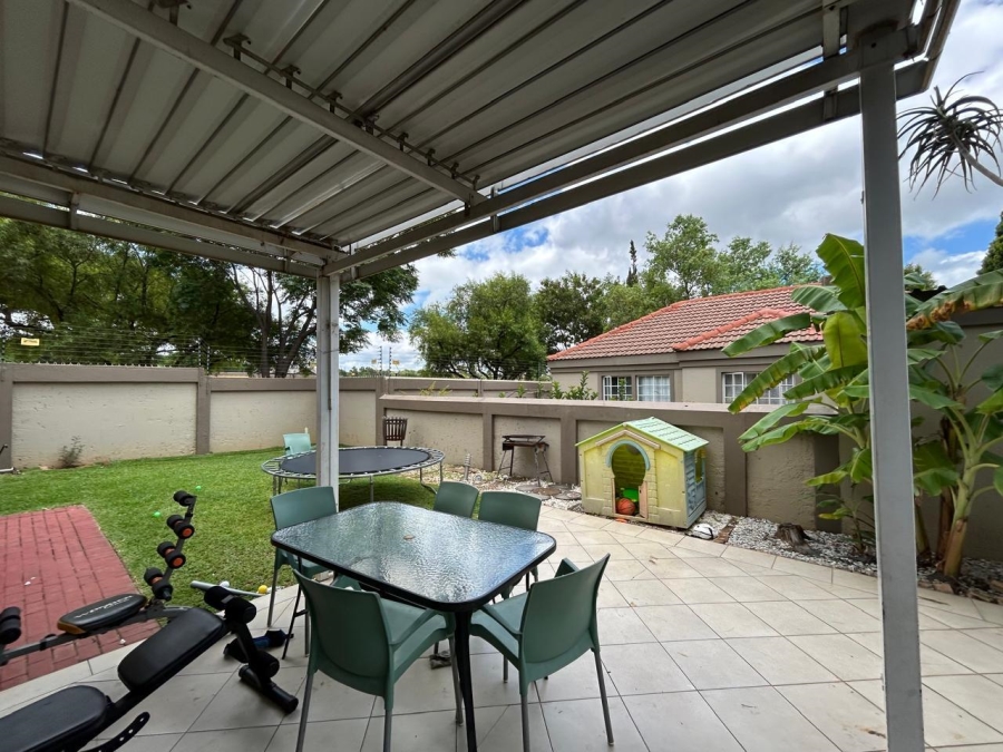 3 Bedroom Property for Sale in Equestria Gauteng