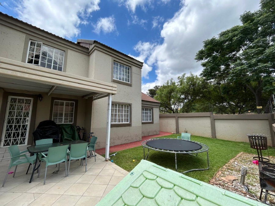 3 Bedroom Property for Sale in Equestria Gauteng