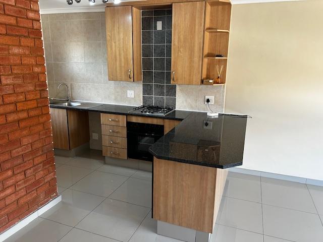 To Let 2 Bedroom Property for Rent in Florentia Gauteng
