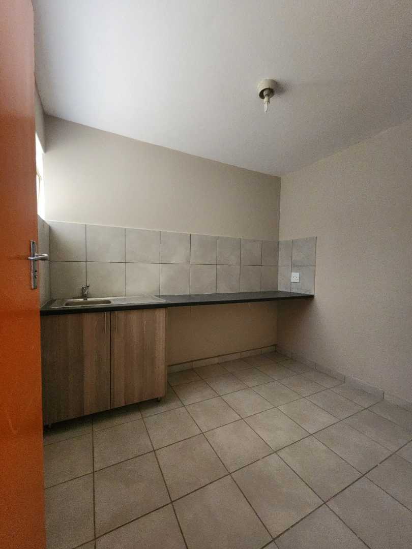 To Let 1 Bedroom Property for Rent in Sunnyside Gauteng