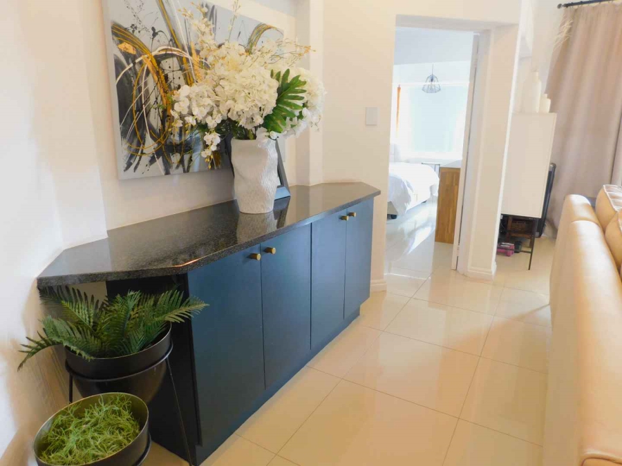 To Let 2 Bedroom Property for Rent in Bryanston Gauteng