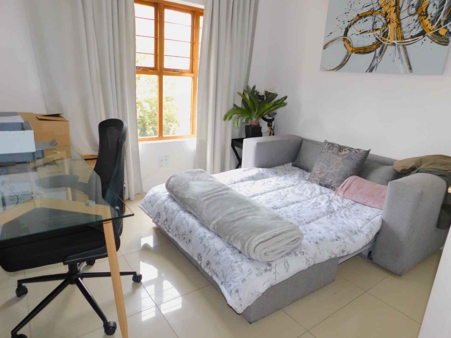 To Let 2 Bedroom Property for Rent in Bryanston Gauteng