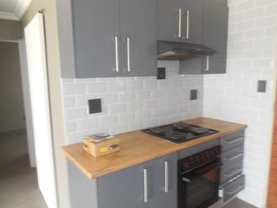 To Let 2 Bedroom Property for Rent in Silverton Gauteng