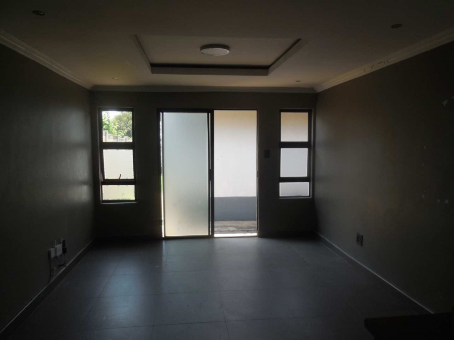To Let 2 Bedroom Property for Rent in Silverton Gauteng