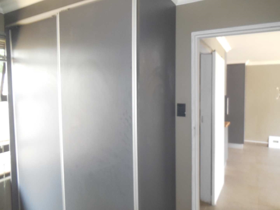 To Let 2 Bedroom Property for Rent in Silverton Gauteng