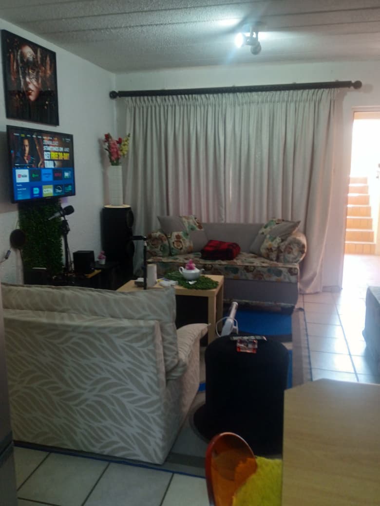 2 Bedroom Property for Sale in Florida Gauteng
