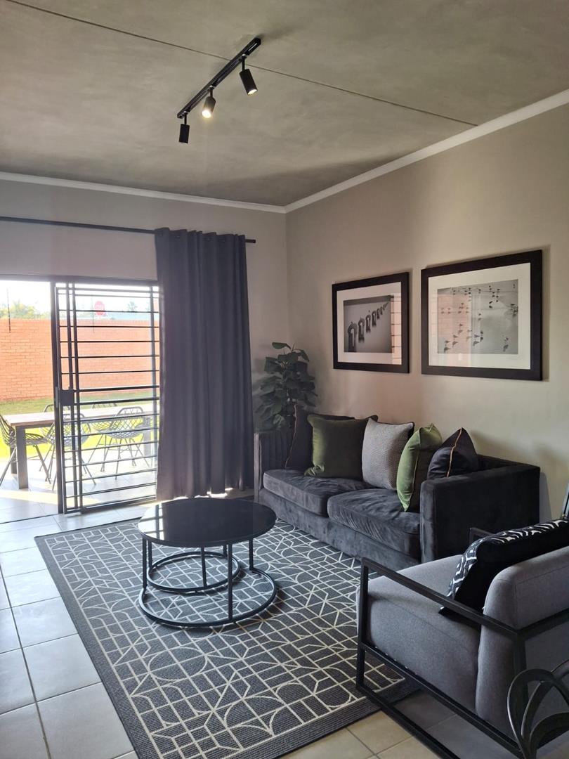 2 Bedroom Property for Sale in Rietvalleirand Gauteng
