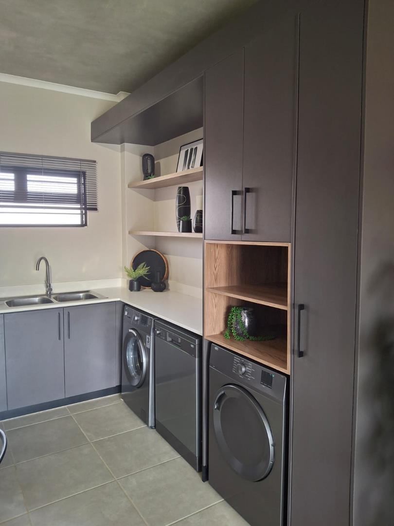 2 Bedroom Property for Sale in Rietvalleirand Gauteng