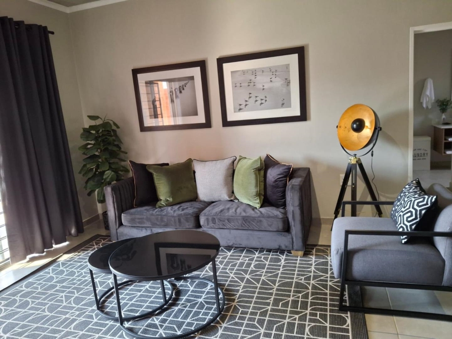 2 Bedroom Property for Sale in Rietvalleirand Gauteng