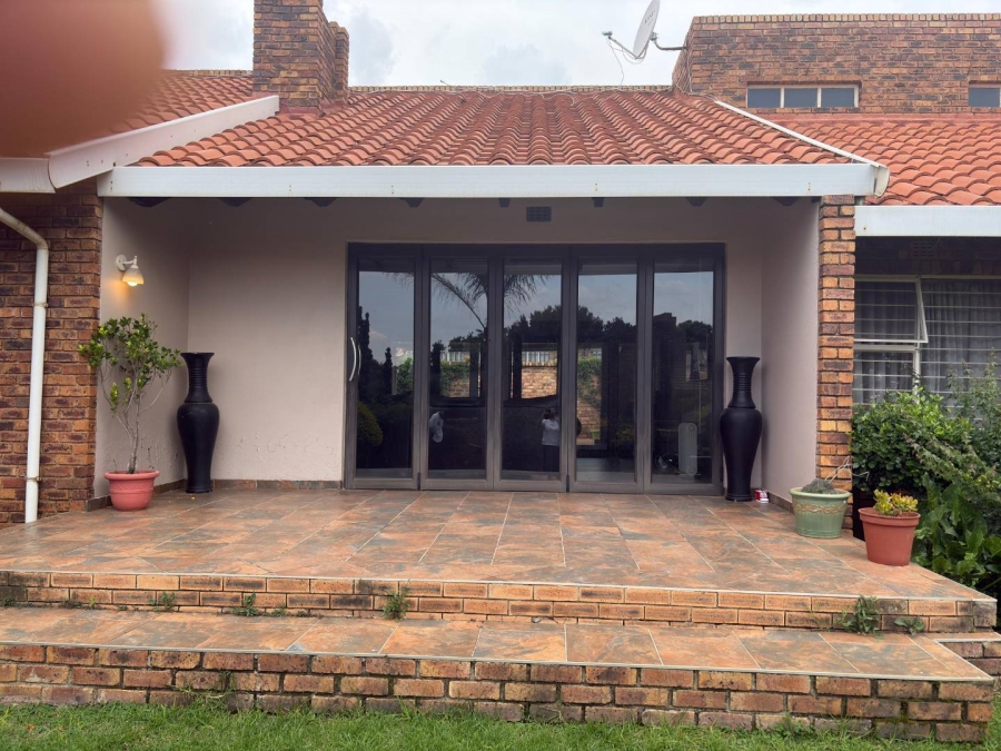 4 Bedroom Property for Sale in Terenure Gauteng