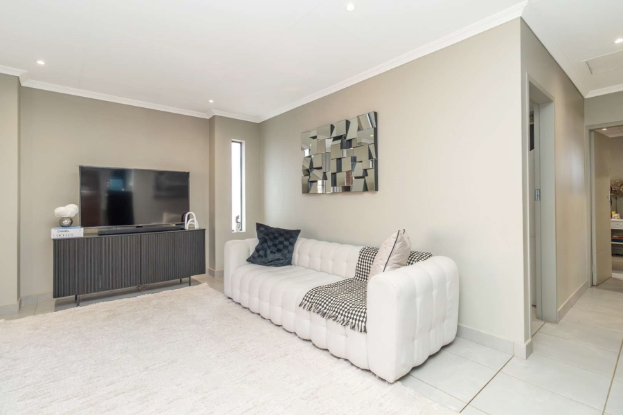 3 Bedroom Property for Sale in Lion Pride Gauteng