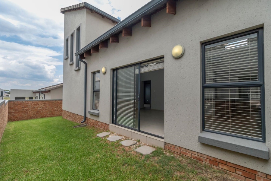 To Let 4 Bedroom Property for Rent in Carlswald Gauteng