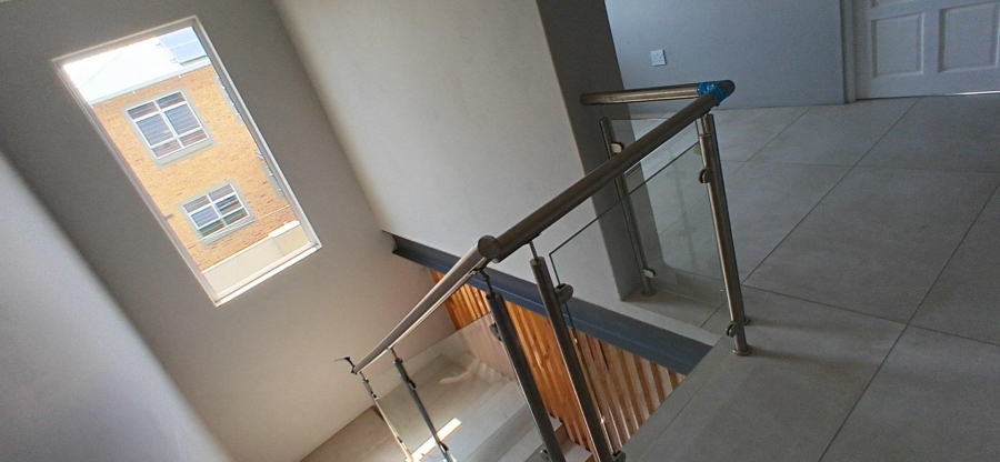 4 Bedroom Property for Sale in Beyerspark Gauteng