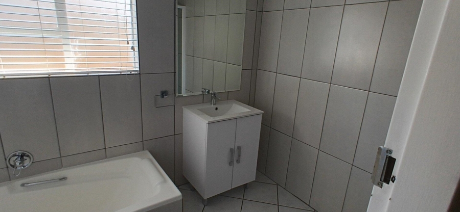 3 Bedroom Property for Sale in Sunward Park Gauteng