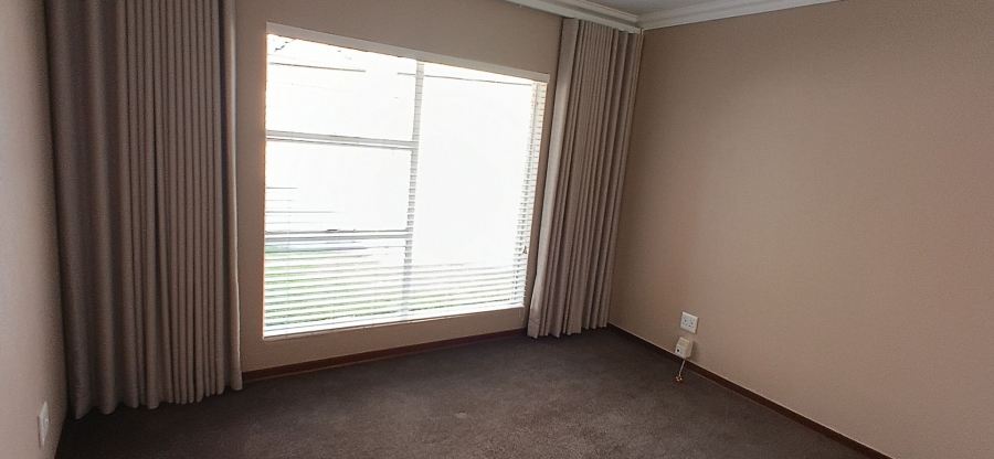 3 Bedroom Property for Sale in Sunward Park Gauteng