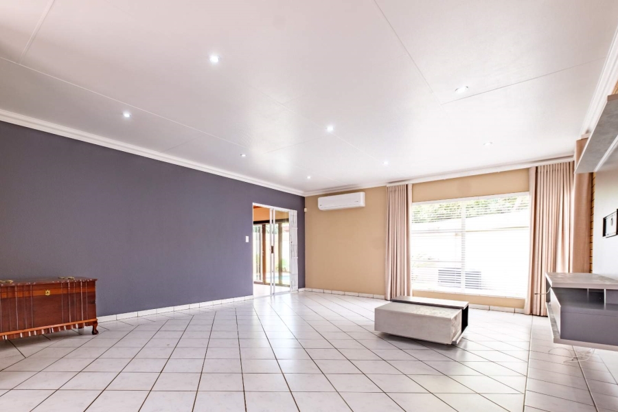 3 Bedroom Property for Sale in Sunward Park Gauteng