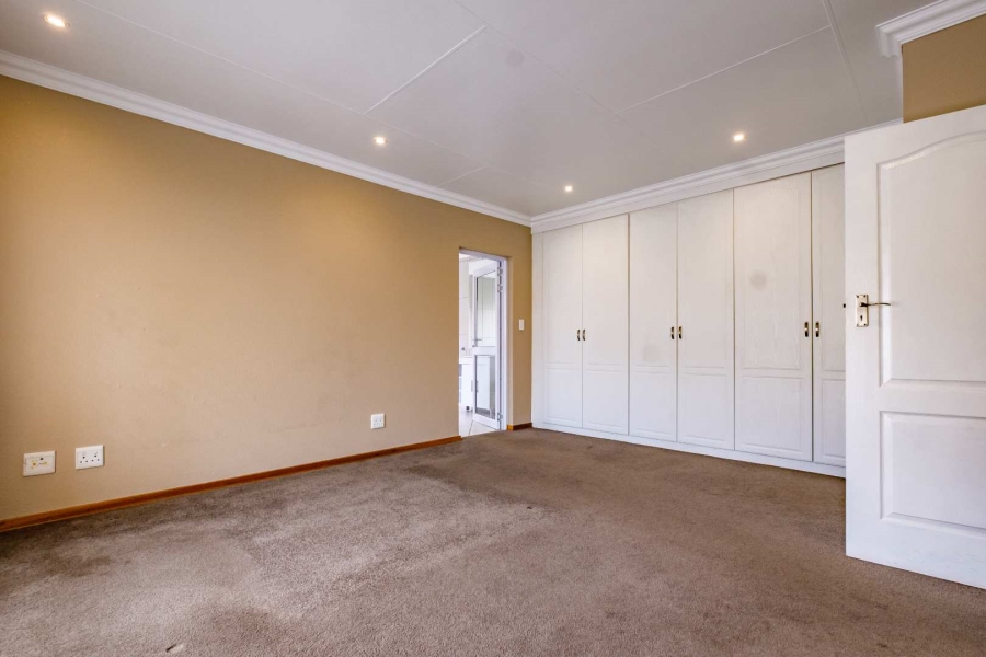 3 Bedroom Property for Sale in Sunward Park Gauteng