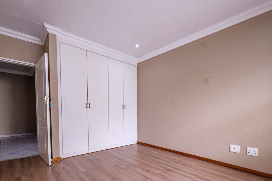 3 Bedroom Property for Sale in Sunward Park Gauteng