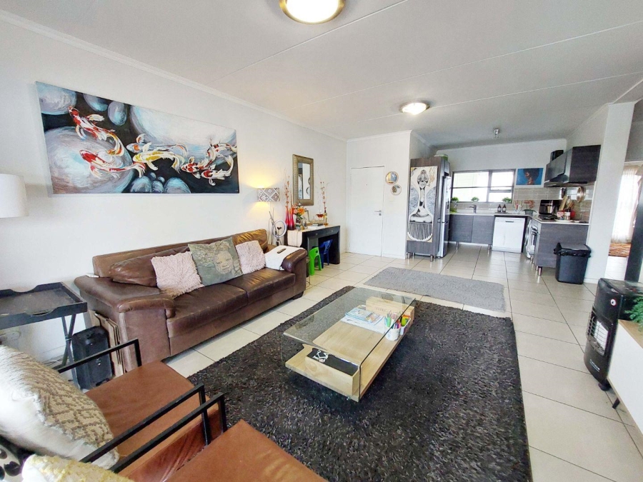 To Let 2 Bedroom Property for Rent in Bryanston Gauteng