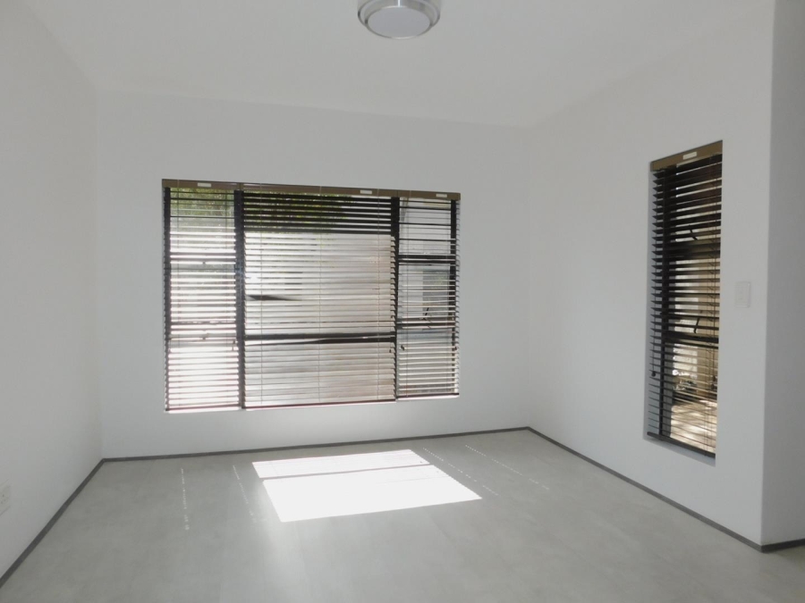 To Let 3 Bedroom Property for Rent in Strathavon Gauteng